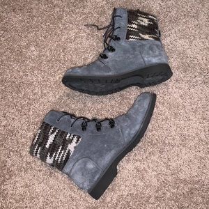 North Face Knit Blue Laced Boots